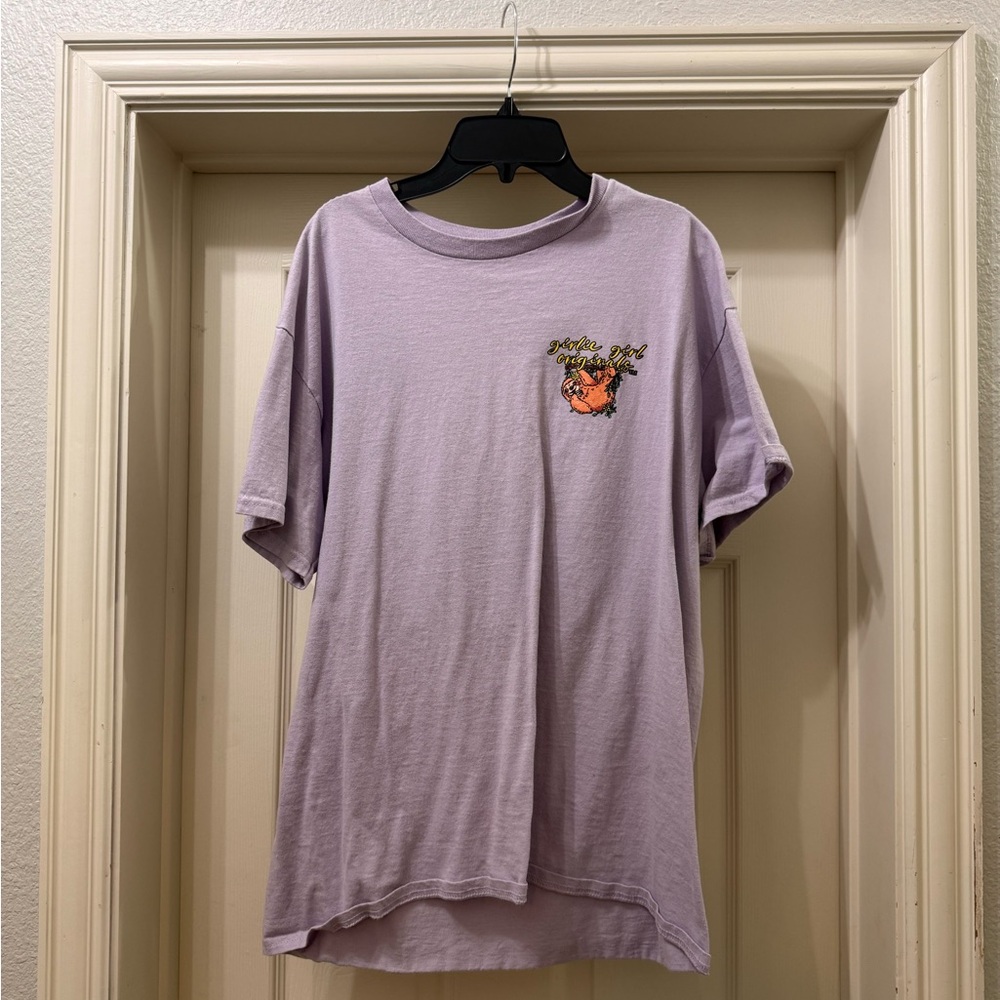 Women's Lavender Graphic Short-Sleeve Tee - Relaxed Crew